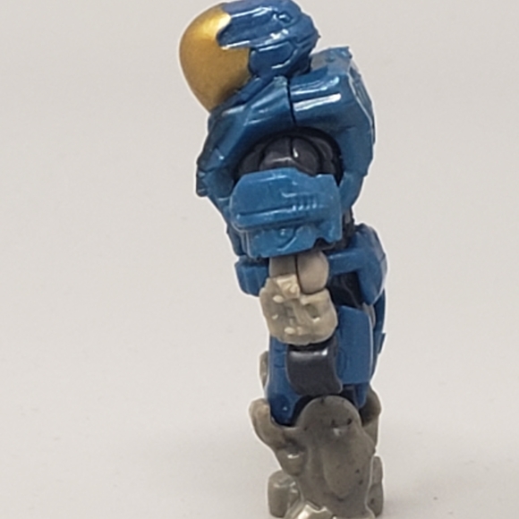 Mega Construx Halo Blue Spartan Mini-Action Figure - Picture 4 of 8